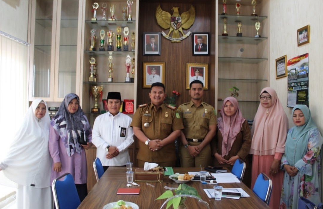 Audiensi dengan Kepala KUA Kecamatan Medan Denai